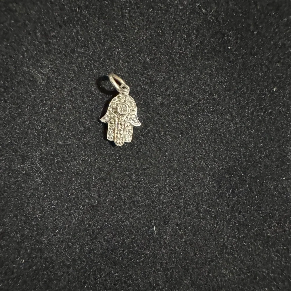 Sydney Evan 14k White Gold & Diamond Hamsa Small Charm - Picture 3 of 12